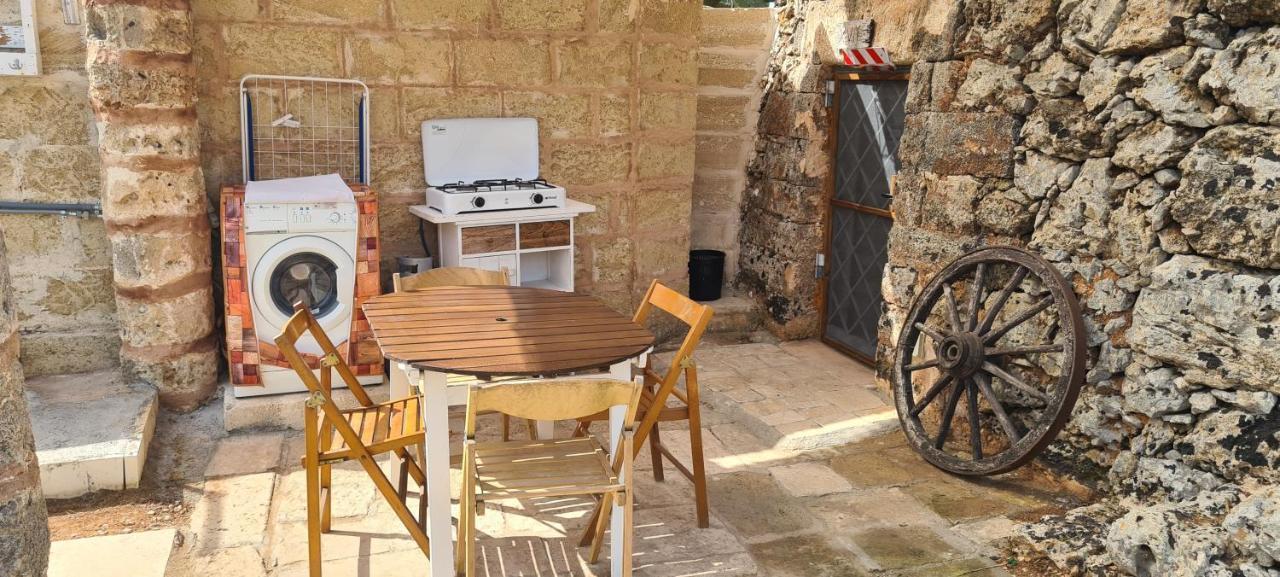 Trullo Dimora Di Pietra Gallipoli Baia Di Gallipoli Eksteriør bilde
